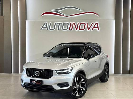 VOLVO XC40 2.0 T5 GASOLINA R-DESIGN AWD GEARTRONIC VOLVO XC40 2.0 T5 GASOLINA R-DESIGN AWD GEARTRONIC
